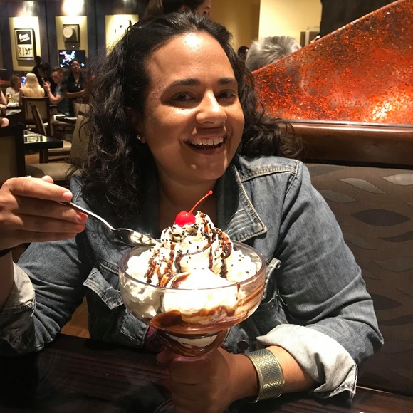 Profile Picture of Christina Konstas (@ckonstas) on Poshmark