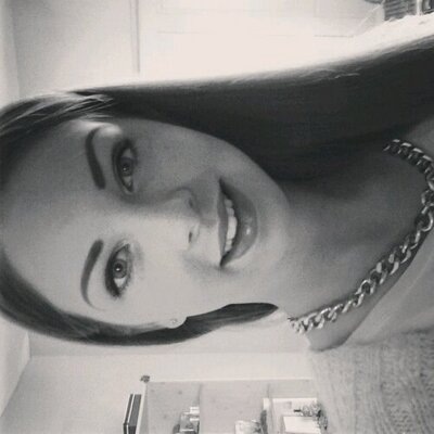 Profile Picture of HennaR (@HenaRizvanovic) on Twitter