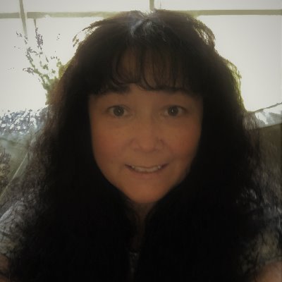 Profile Picture of Traci Burns (@Traciburns17) on Twitter