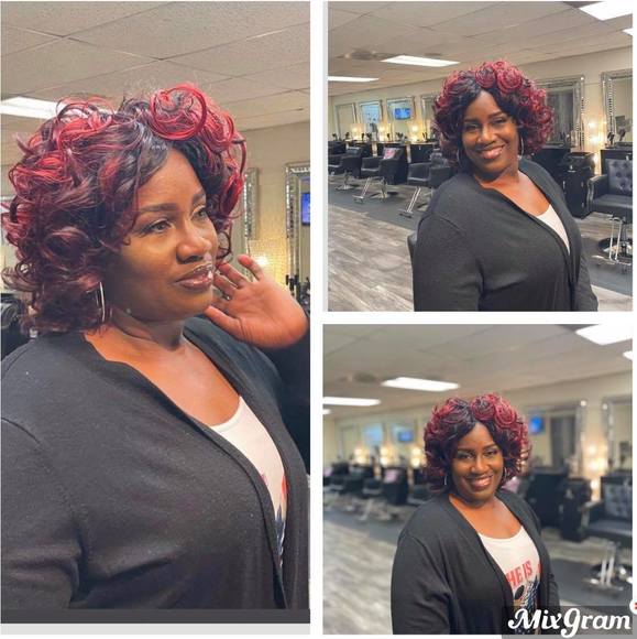 Profile Picture of Cassandra Brown (@cmwilson40) on Poshmark