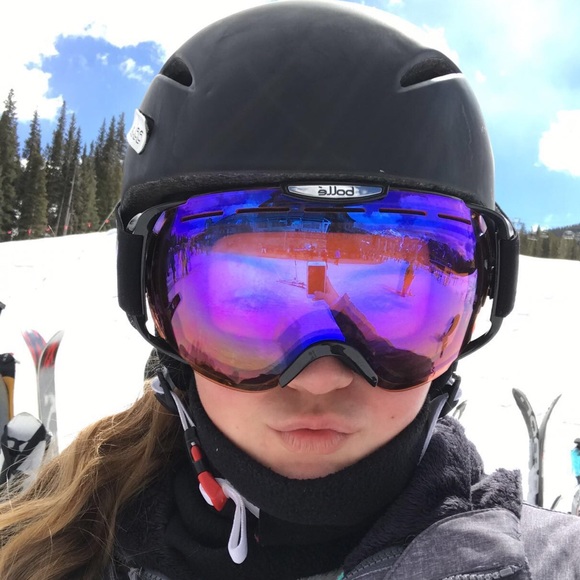 Profile Picture of Kate Marshall (@k8marsh5) on Poshmark