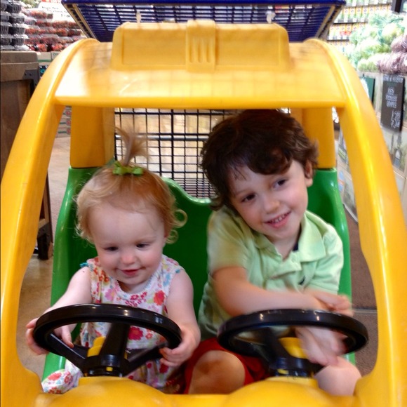 Profile Picture of Jennifer Deege (@jfdeege) on Poshmark