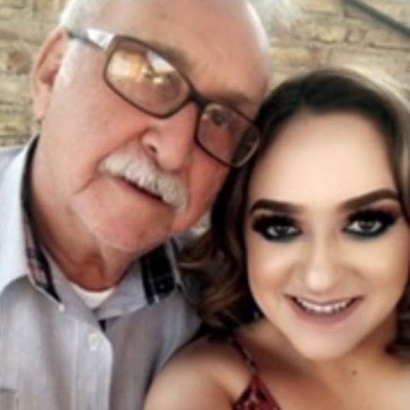 Profile Picture of Jocelyn Fimbres (@jocelyn_fimbres) on Poshmark