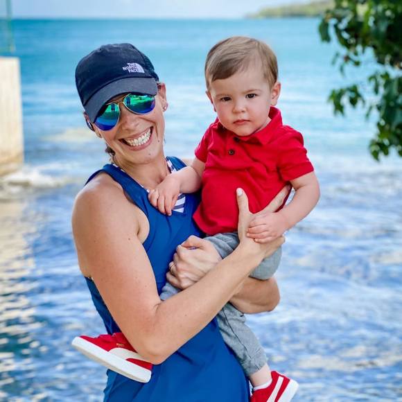 Rachel Fasone - Poshmark Profile Picture of Rachel Fasone (@rufus1028) on Poshmark