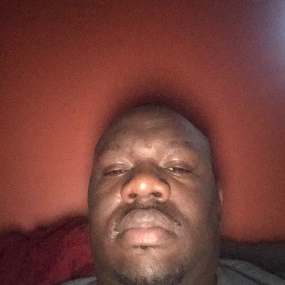 Profile Picture of Steven Jackson (@stevenjackso714) on Poshmark