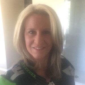 Profile Picture of Mari Bennett (@ma_mariv) on Twitter