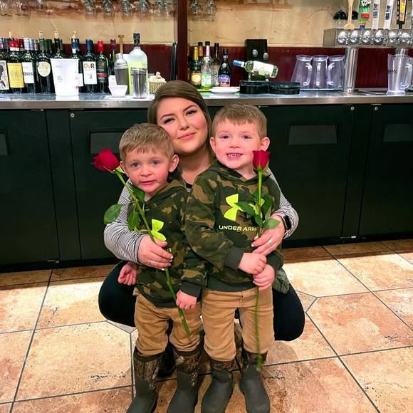 Profile Picture of Kayla Scheibe (@kaylavukich) on Poshmark