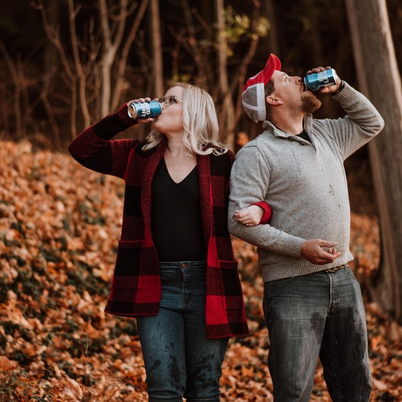 Profile Picture of Lauren Donkersgoed (@laurenie12) on Poshmark