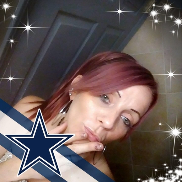 Profile Picture of Monica Luria (@butterfly2you58) on Poshmark