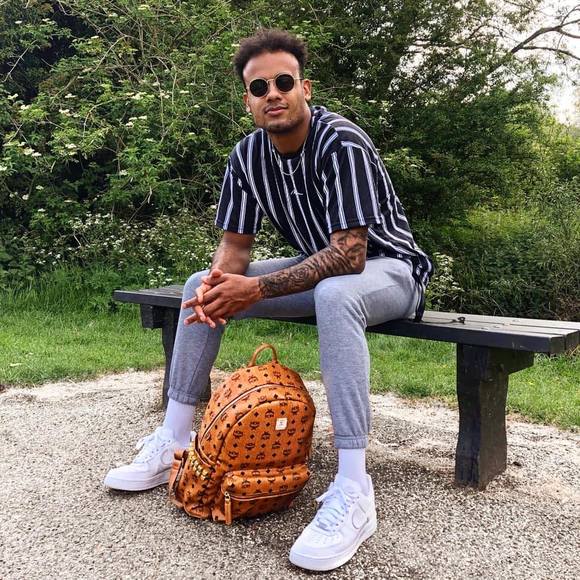 Profile Picture of Michael New junior (@mikeeyy15) on Poshmark