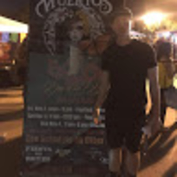 Profile Picture of Peter Lutz (@peterlutz858) on Poshmark
