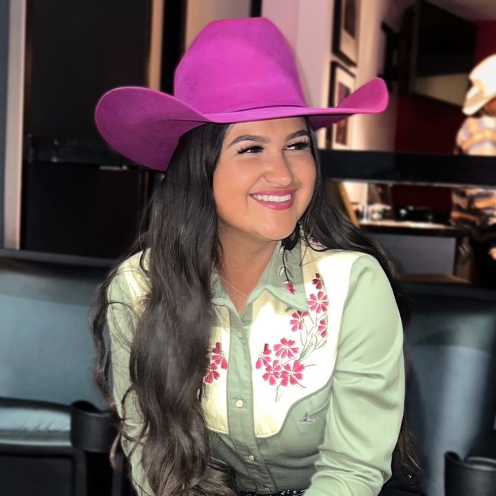 Profile Picture of Jasmine Enciso (@@encisojasmine) on Tiktok