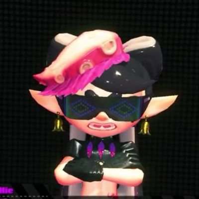 Profile Picture of R-chan (@Rchan17564347) on Twitter