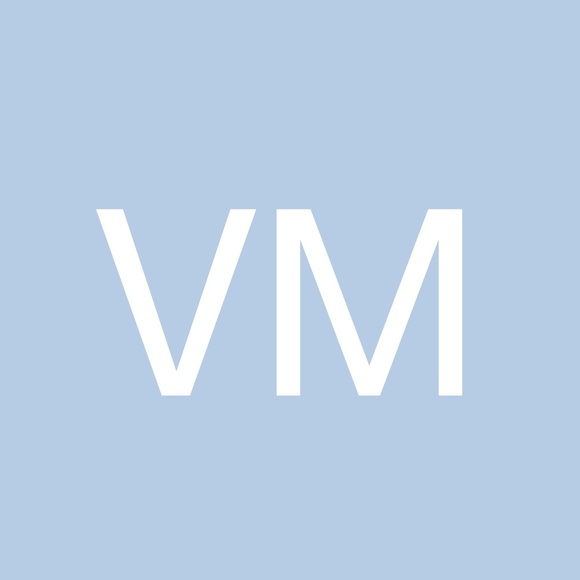 Profile Picture of Victoria Moorman (@tmoor22) on Poshmark