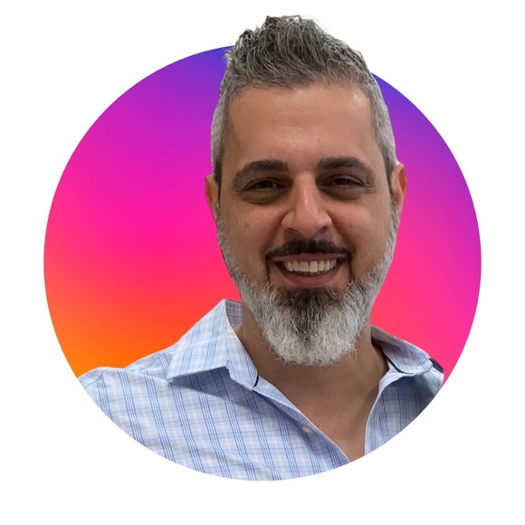 Profile Picture of Alex Deeb (@allamazingdeals) on Poshmark