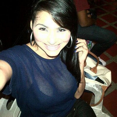 Profile Picture of Carolyn Avila  ❤ (@Kro2802) on Twitter