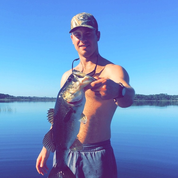 Profile Picture of Eric Bauer (@ebauer324) on Poshmark