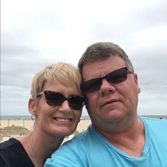 Profile Picture of Bill Mawhinney (@mawhinney1) on Poshmark