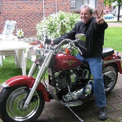 Profile Picture of Daniel Vigneault (@bbqweb) on Twitter