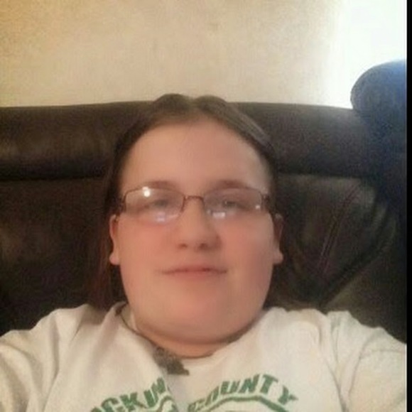 Profile Picture of Anna Baker (@abaker12032) on Poshmark
