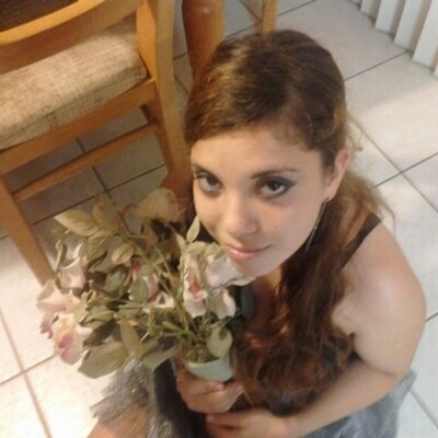 Profile Picture of Monserrat G. Corsa (@LautnerM) on Twitter