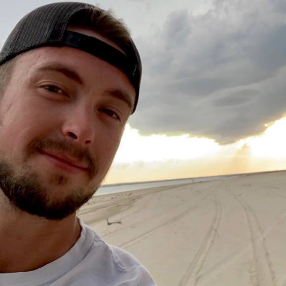 Profile Picture of Cole Campbell (@bulbgoat) on Poshmark