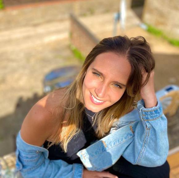 Profile Picture of Charlotte Lochowitz (@clochowitz) on Poshmark