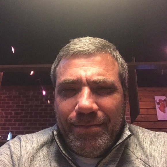 Profile Picture of Frank Sheldon (@fjsheldon) on Poshmark