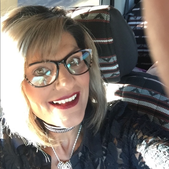 Profile Picture of Patti Gourneau (@pjgourneau) on Poshmark