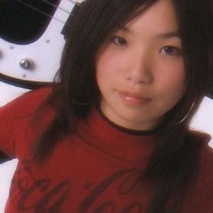 Profile Picture of Esther Hui (@lethal_apathy) on Myspace