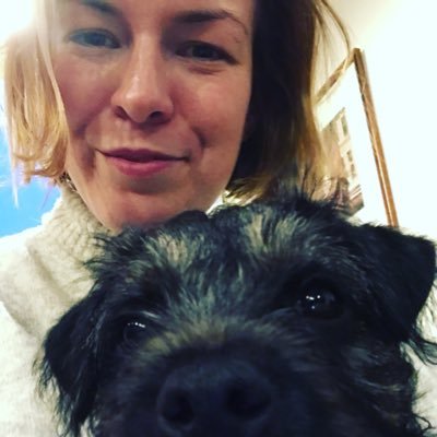 Profile Picture of Joanne Wallace (@StarryJojo) on Twitter
