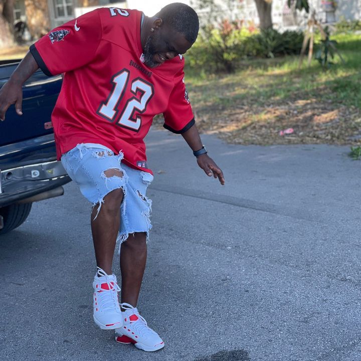 Profile Picture of James Holland (@jamesholland14) on Tiktok