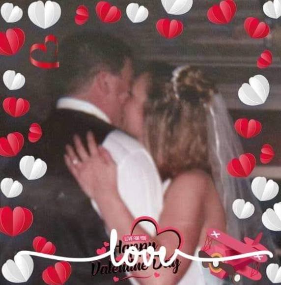 Profile Picture of Andrea Cole (@andreacolern) on Poshmark