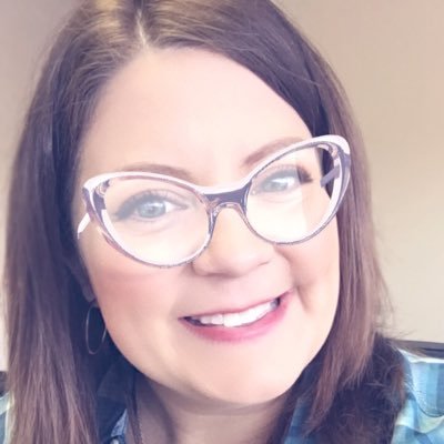 Profile Picture of Robyn (@robyn_craven) on Twitter