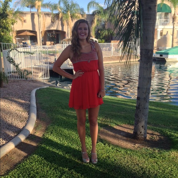 Profile Picture of Jane Testa (@janetrain) on Poshmark