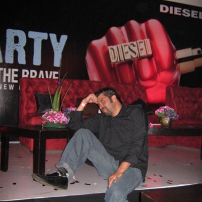 Profile Picture of John R M (@super_raton69) on Twitter