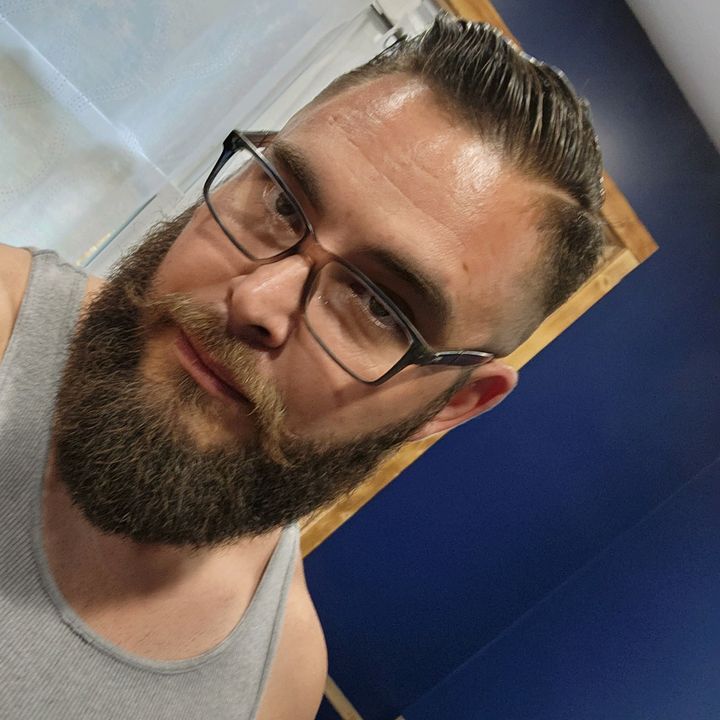 Profile Picture of Scott (@scott.d.bennett) on Tiktok
