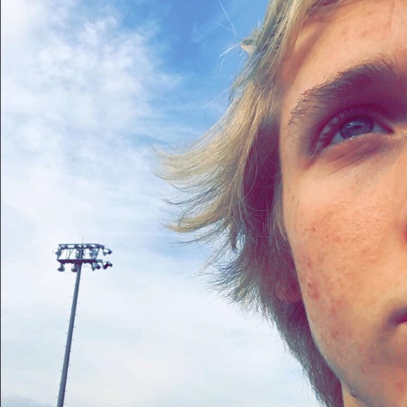 Profile Picture of Carson Greene (@carson_26) on Poshmark