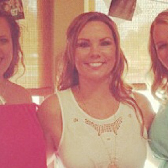 Profile Picture of Chelsea Consagra (@cconsagra1) on Poshmark