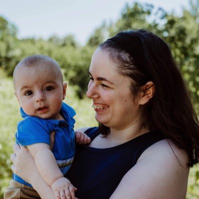 Profile Picture of Elizabeth Ryherd (@cenlyra) on Twitter