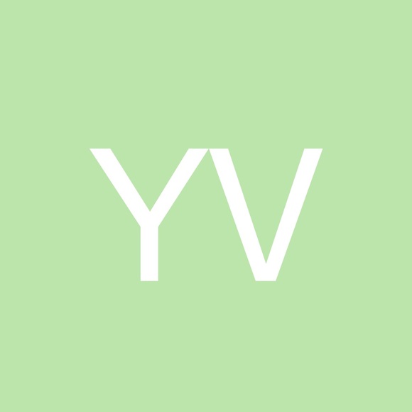 Yesenia Vidales - Poshmark Profile Picture of Yesenia Vidales (@yeseniavidal354) on Poshmark