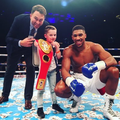 Profile Photo of Frankee Hayes (@BoxerFrankHayes) on Twitter