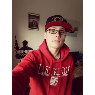 Profile Picture of Daniel Jahn (@TwoAndAHalfDan) on Twitter