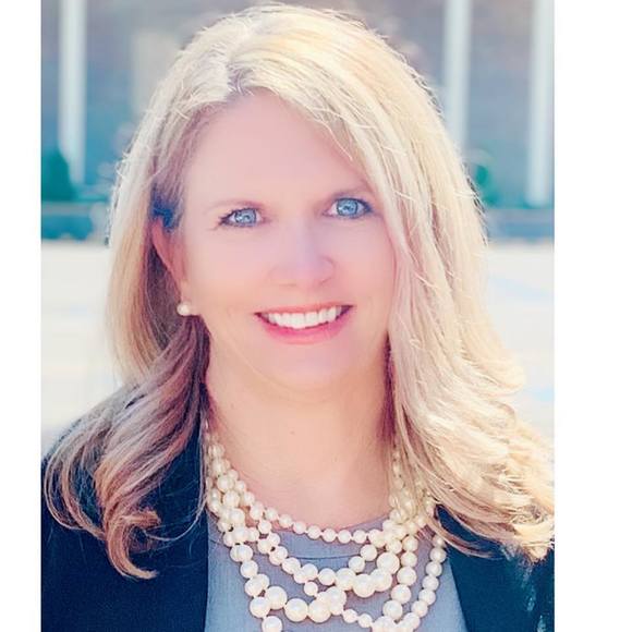 Profile Picture of Carolyn Grenkoski (@grenmom3) on Poshmark