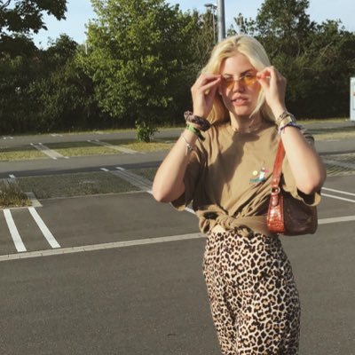 Profile Picture of Lucia Mack (@undabgehtdielu) on Twitter