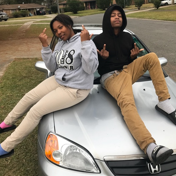 Profile Picture of Dillon Jefferson (@deethkidd99) on Poshmark