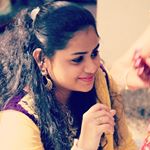 Profile Picture of Divya Bhavin Sheth (@divyabhavin) on Instagram