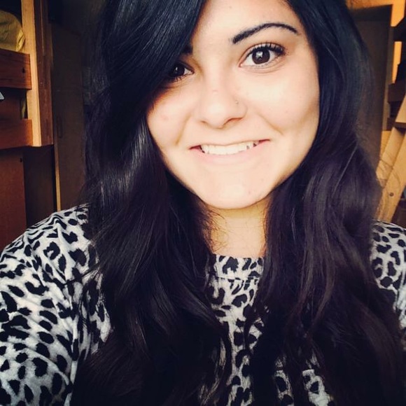 Profile Picture of Mariam Ahmadian (@maryy_umm12) on Poshmark