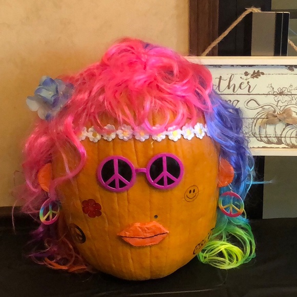 Profile Picture of Rosemary Policano (@maillady818) on Poshmark