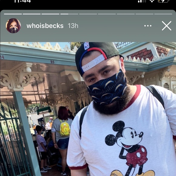 Profile Picture of Christopher Del real (@beadlebill) on Poshmark